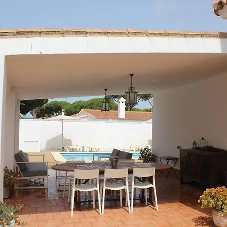 Casa Bond *